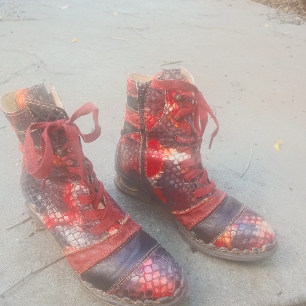 Rovers snake ankle boots